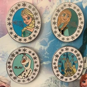 Disney Frozen Trading Pins- 4 pk